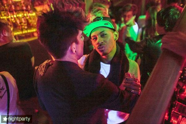 Créditos: Msk.nightparty.ru
