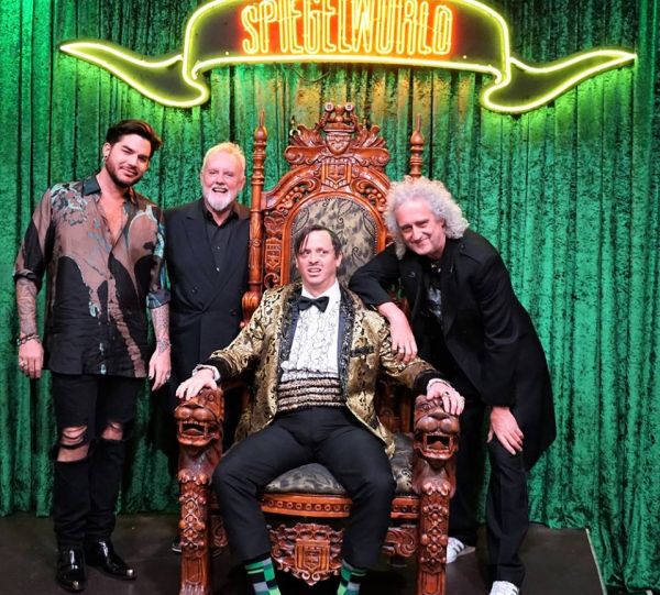 Créditos: Absinthe Vegas
