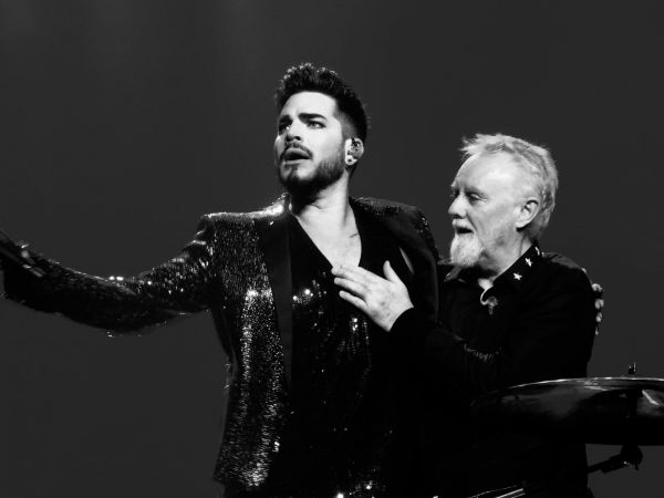Créditos: @AdamLambertSwe

