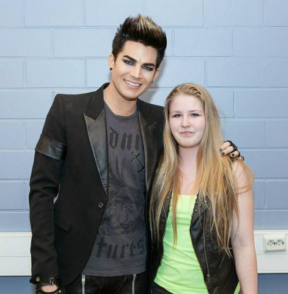 Créditos: Adam Lambert TV
