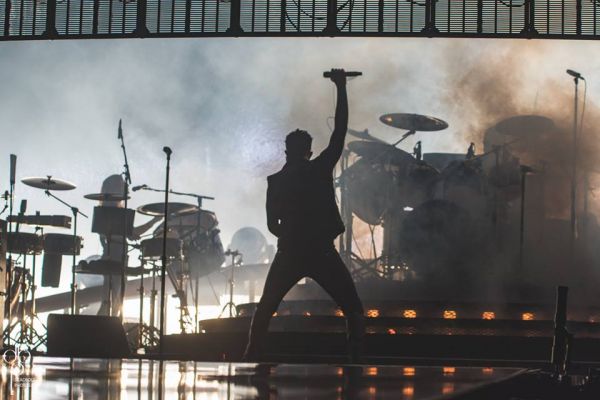 Créditos: Deadbolt (Live Nation NYC) 
