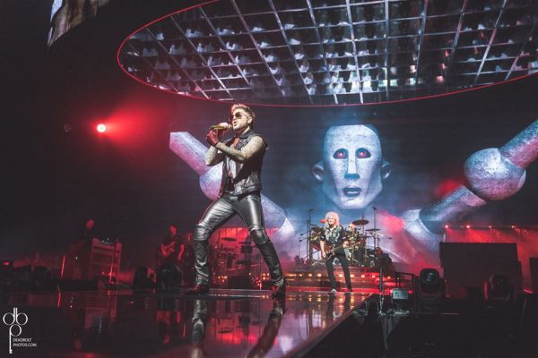 Créditos: Deadbolt (Live Nation NYC) 
