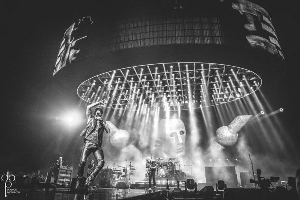 Créditos: Deadbolt (Live Nation NYC) 
