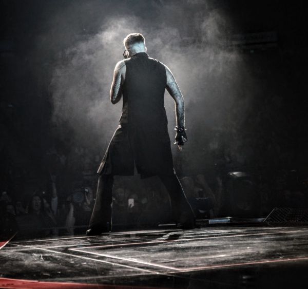 Créditos: Live and Loud
