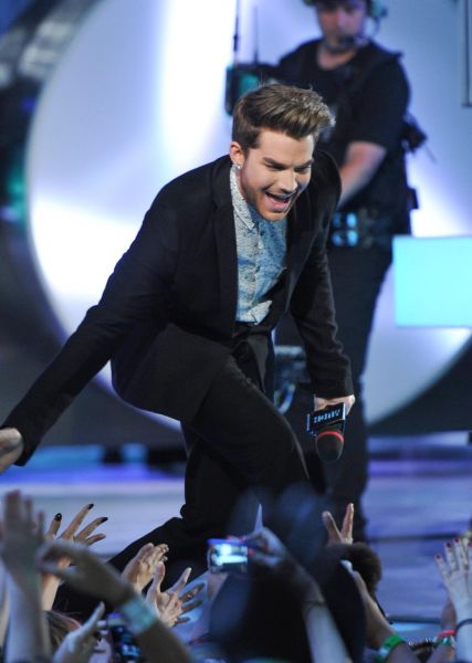 Créditos: @adamlambert_pic
