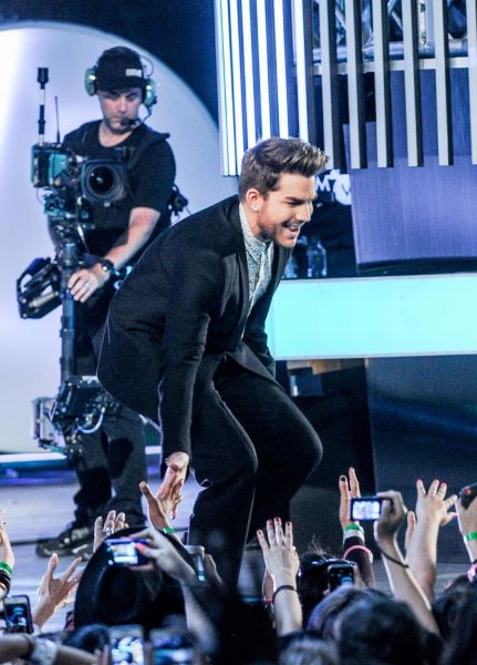 Créditos: @adamlambert_pic
