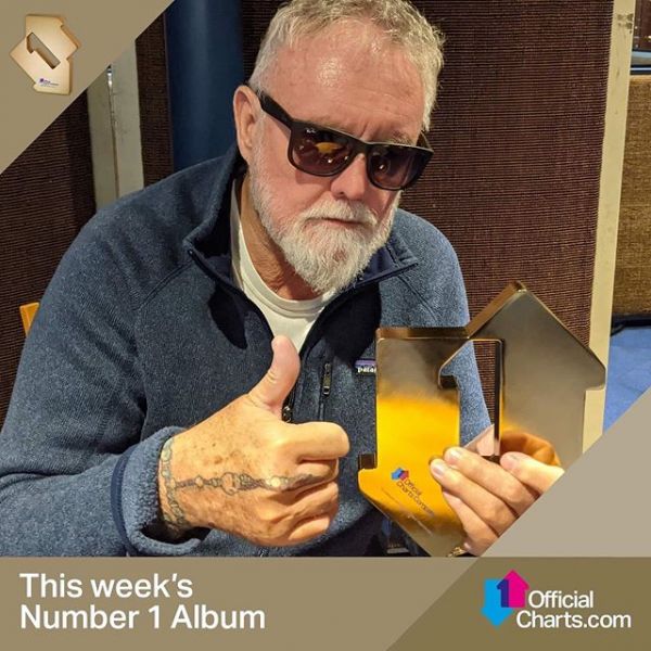 Créditos: @officialcharts
