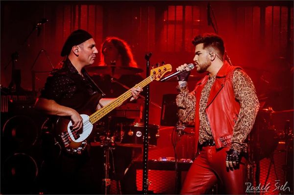 Créditos: Rockovy magazin Spark
