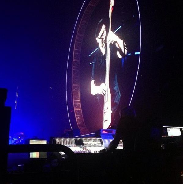 Show Queen + Adam Lambert, Edmonton (Canadá) - 24/06
Créditos: officialqueenmusic
