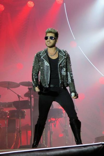 Créditos: @AdamLambertSwe 
