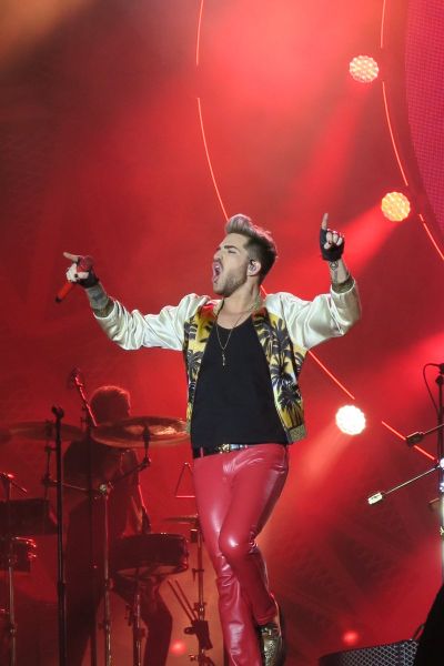Créditos: @AdamLambertSwe 
