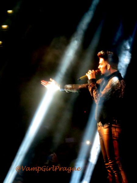 Créditos: @VampGirlPrague
