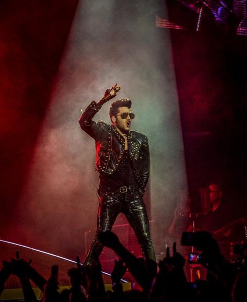 Créditos: @adamlambert_pic
