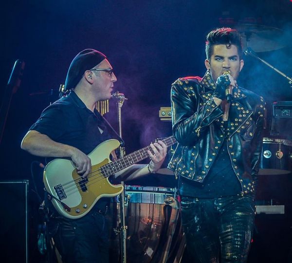 Créditos: @adamlambert_pic
