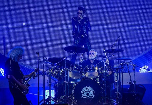 Créditos: @adamlambert_pic
