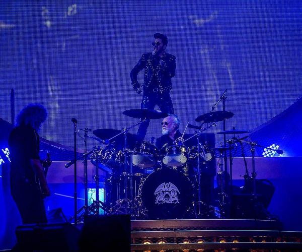 Créditos: @adamlambert_pic
