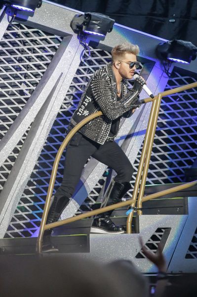 Créditos: @adamlambert_pic  
