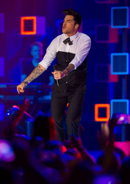 Créditos: @adamlambert_pic
