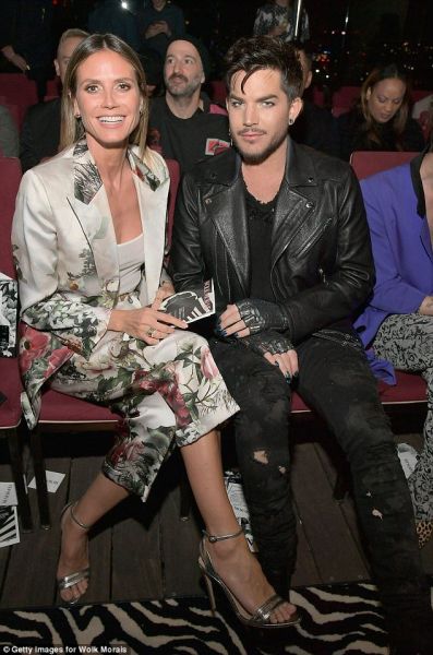 Créditos: Adam Lambert
