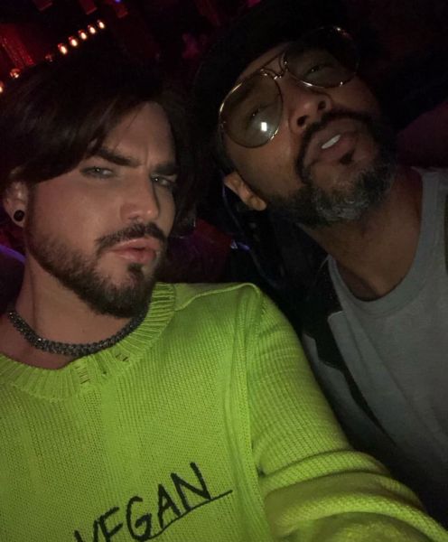 Créditos: Adam Lambert
