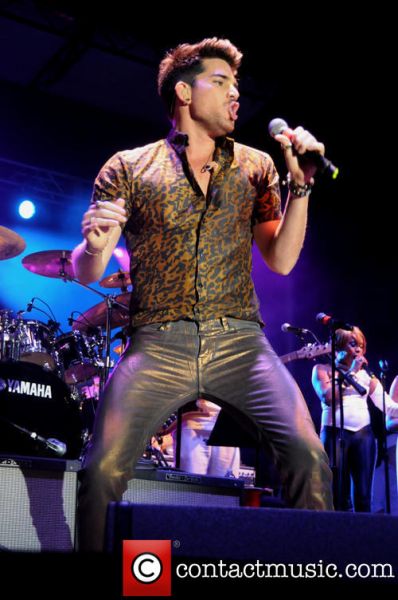 adam-lambert-adam-lambert-performs-live-at_3824026.jpg