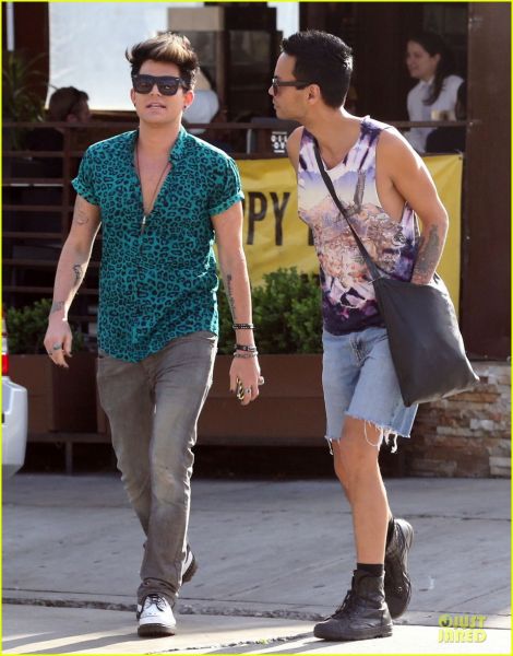 adam-lambert-glaad-media-awards-honoree-28.jpg