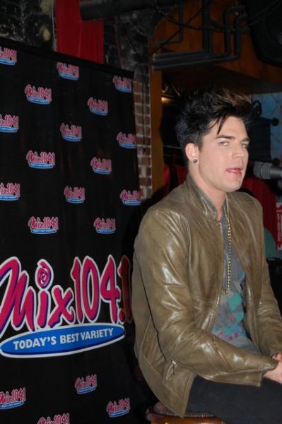 adam-lambert-in-the-mix-lounge-47.jpg