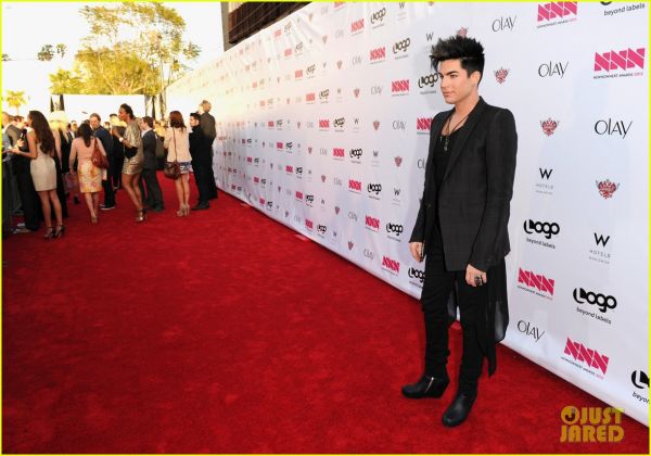 adam-lambert-logo-newnownext-awards-03.jpg