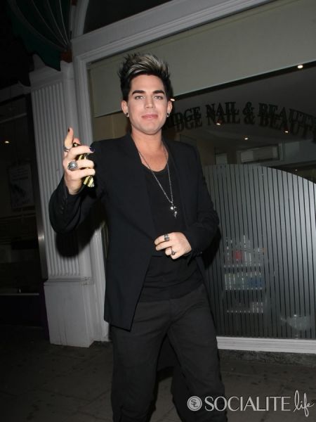 adam-lambert-london-06212012-01-675x900.jpg