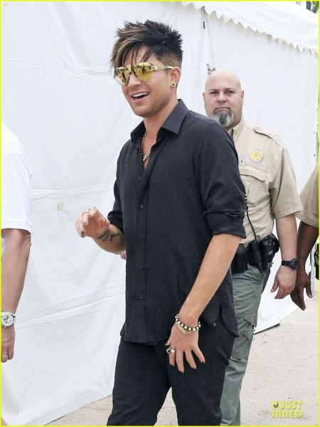 adam-lambert-miami-beach-gay-pride-parade-performer-10.jpg