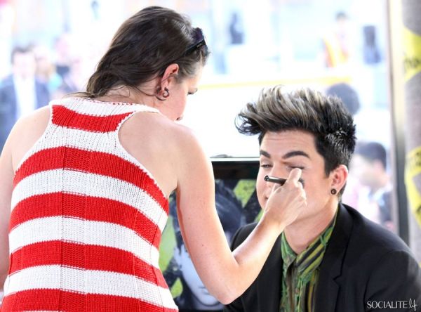 adam-lambert-musique-05312012-26-900x667.jpg