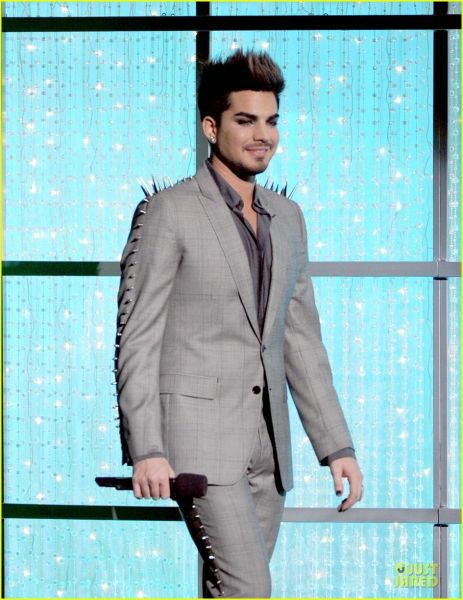 adam-lambert-vh1-divas-performances-watch-now-14.jpg