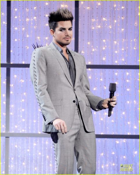 adam-lambert-vh1-divas-performances-watch-now-15.jpg