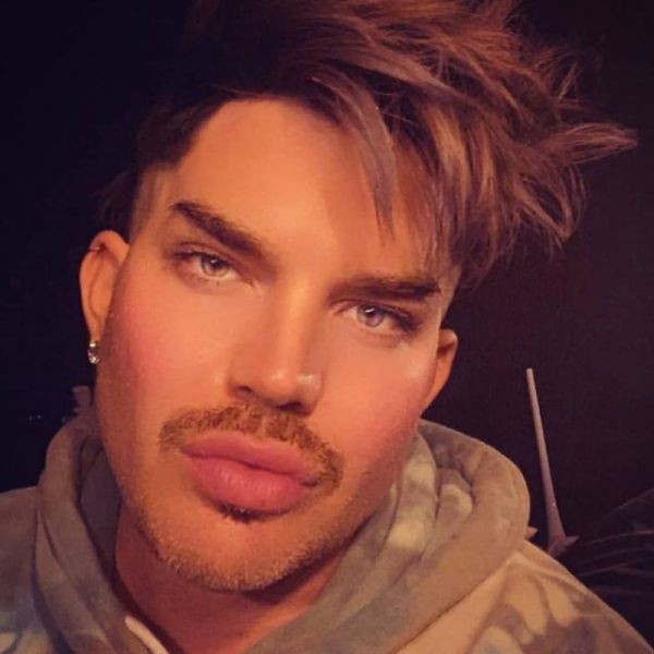 Créditos: Adam Lambert
