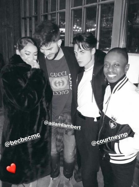 Créditos: Adam Lambert
