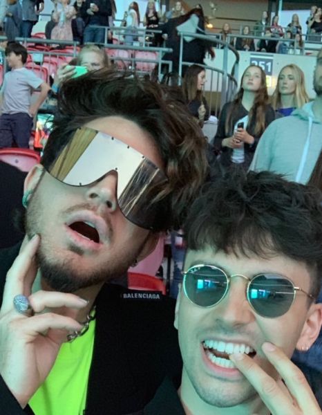 Créditos: Adam Lambert
