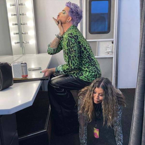 Créditos: Adam Lambert
