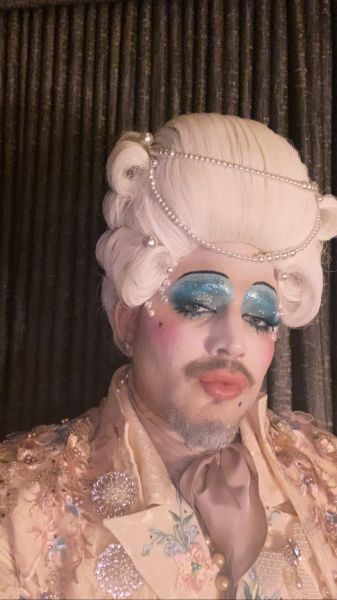 Créditos: Adam Lambert
