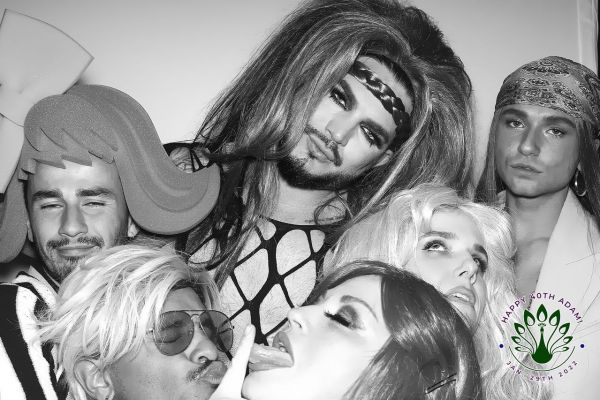 Créditos: Adam Lambert
