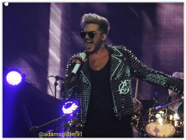 Créditos: @adamsglitter91 
