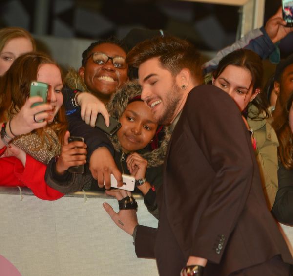 Créditos: @adamlambert_pic
