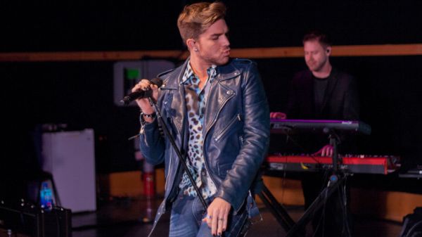 Créditos: Fresh102.7/CBS Local
