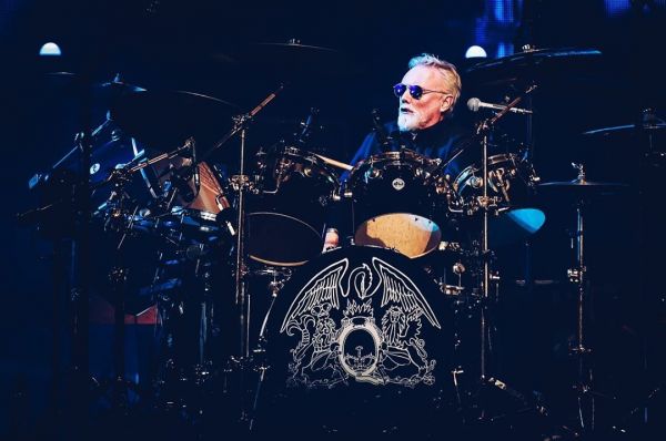 Créditos: @theforum
