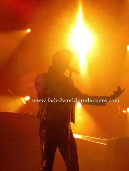 Créditos: Faded World Productions
