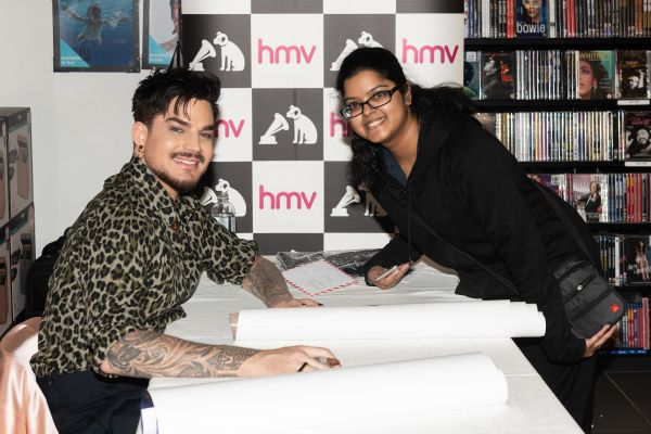 Créditos: James McCauley & Nick Allan (HMV)
