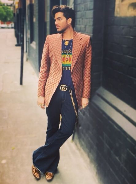 Créditos: Adam Lambert
