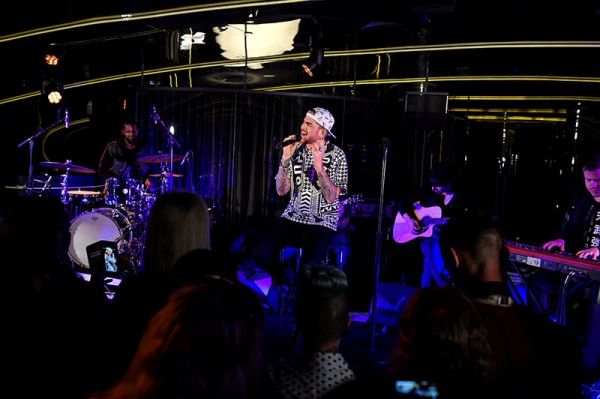 Créditos: @iHeartRadioAU
