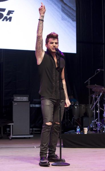 Créditos: @adamlambert_pic
