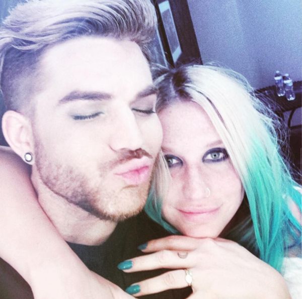 Créditos: Adam Lambert
