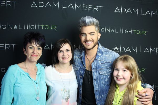 Créditos: Adam Lambert Fans
